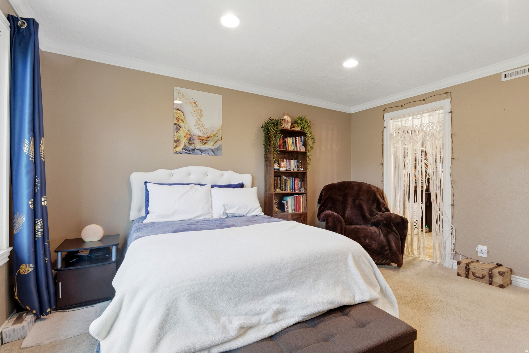 SOUTH 67 CONDOS - Residential