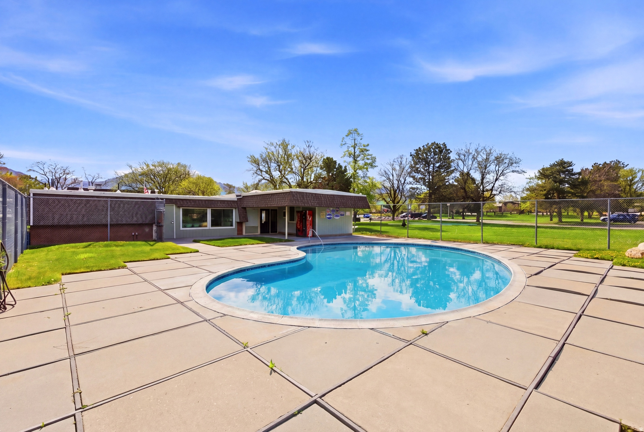 SOUTH 67 CONDOS - Residential