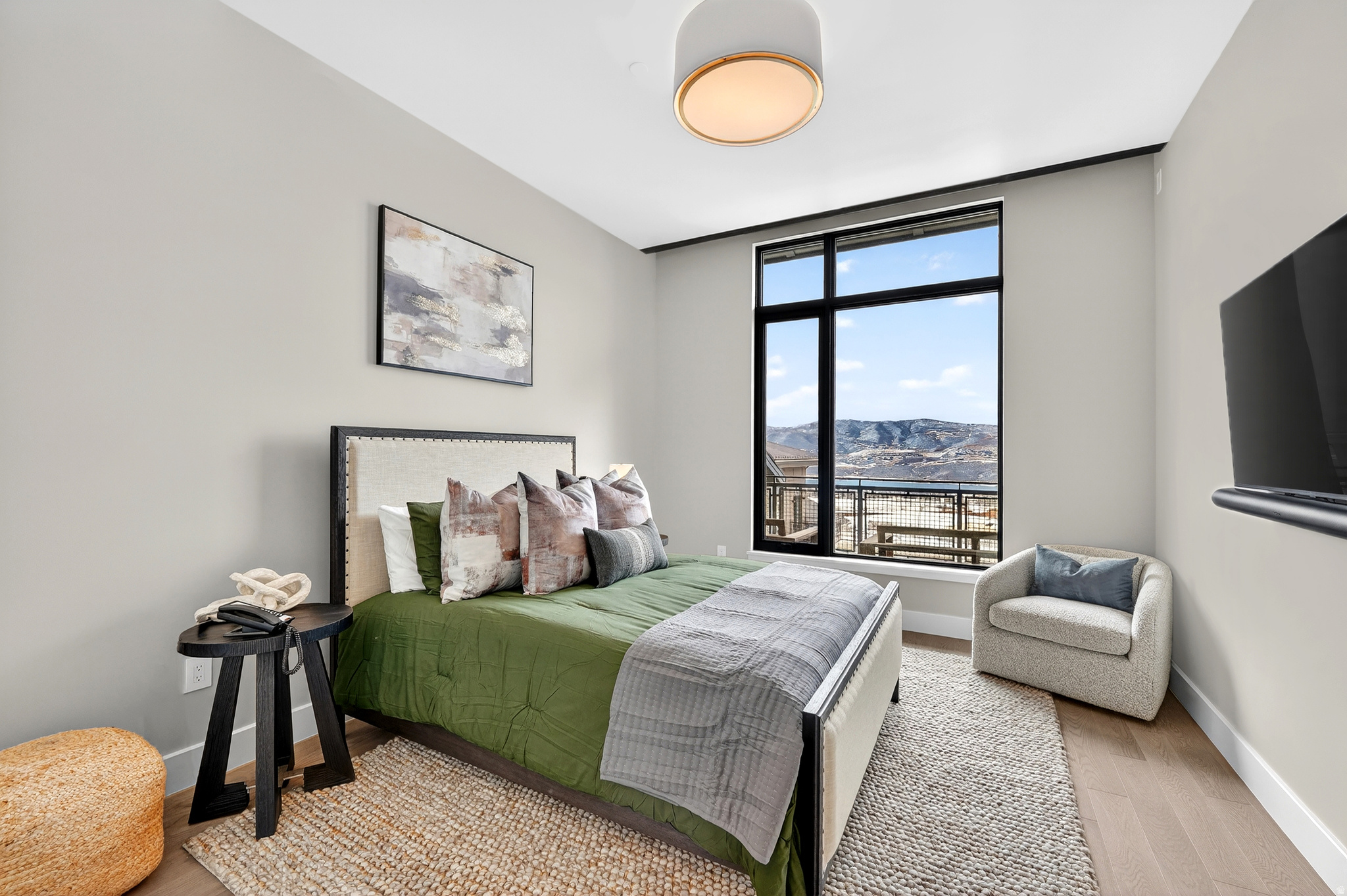 RESIDENCES AT THE GRAND HYATT - Residential