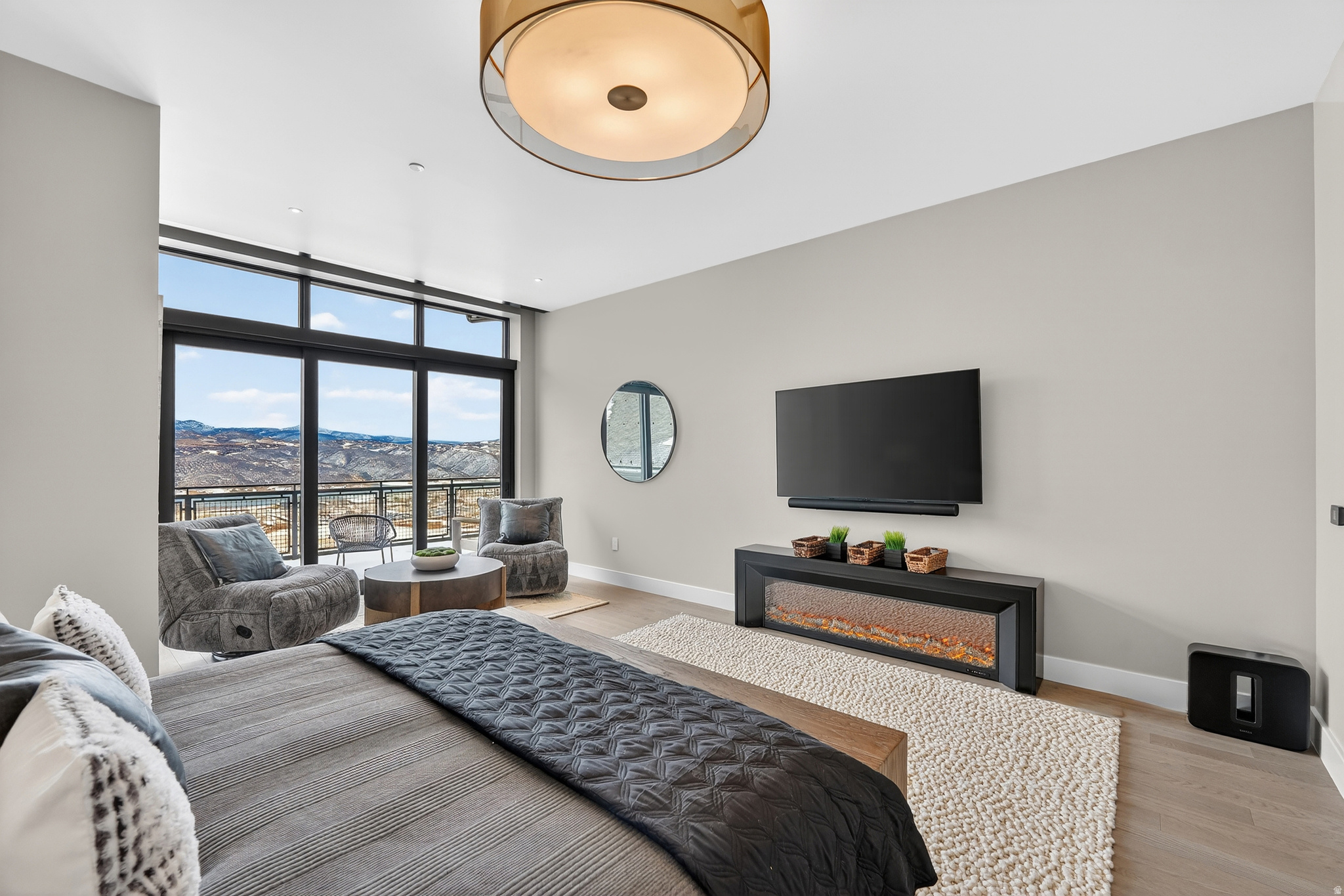 RESIDENCES AT THE GRAND HYATT - Residential