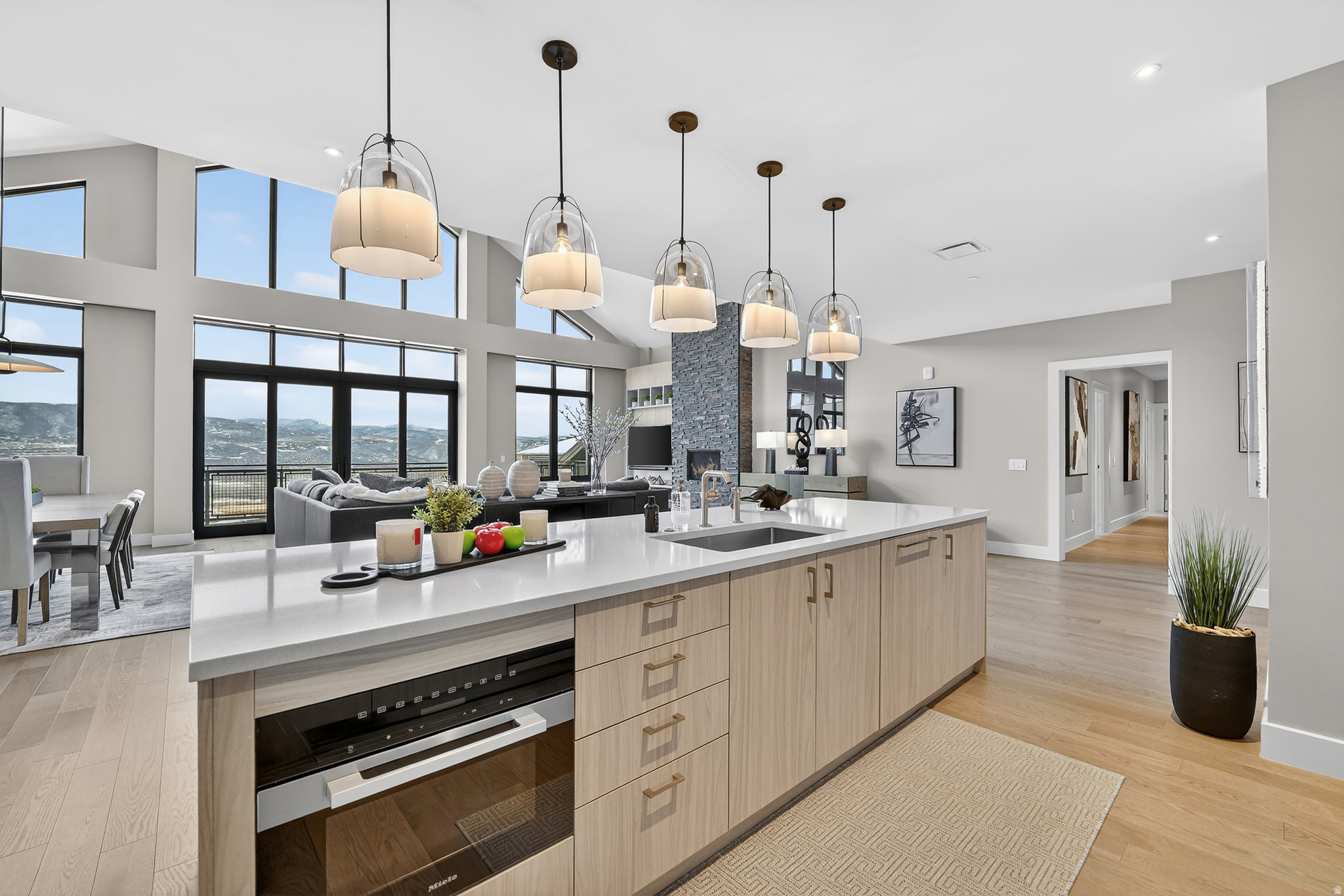 RESIDENCES AT THE GRAND HYATT - Residential