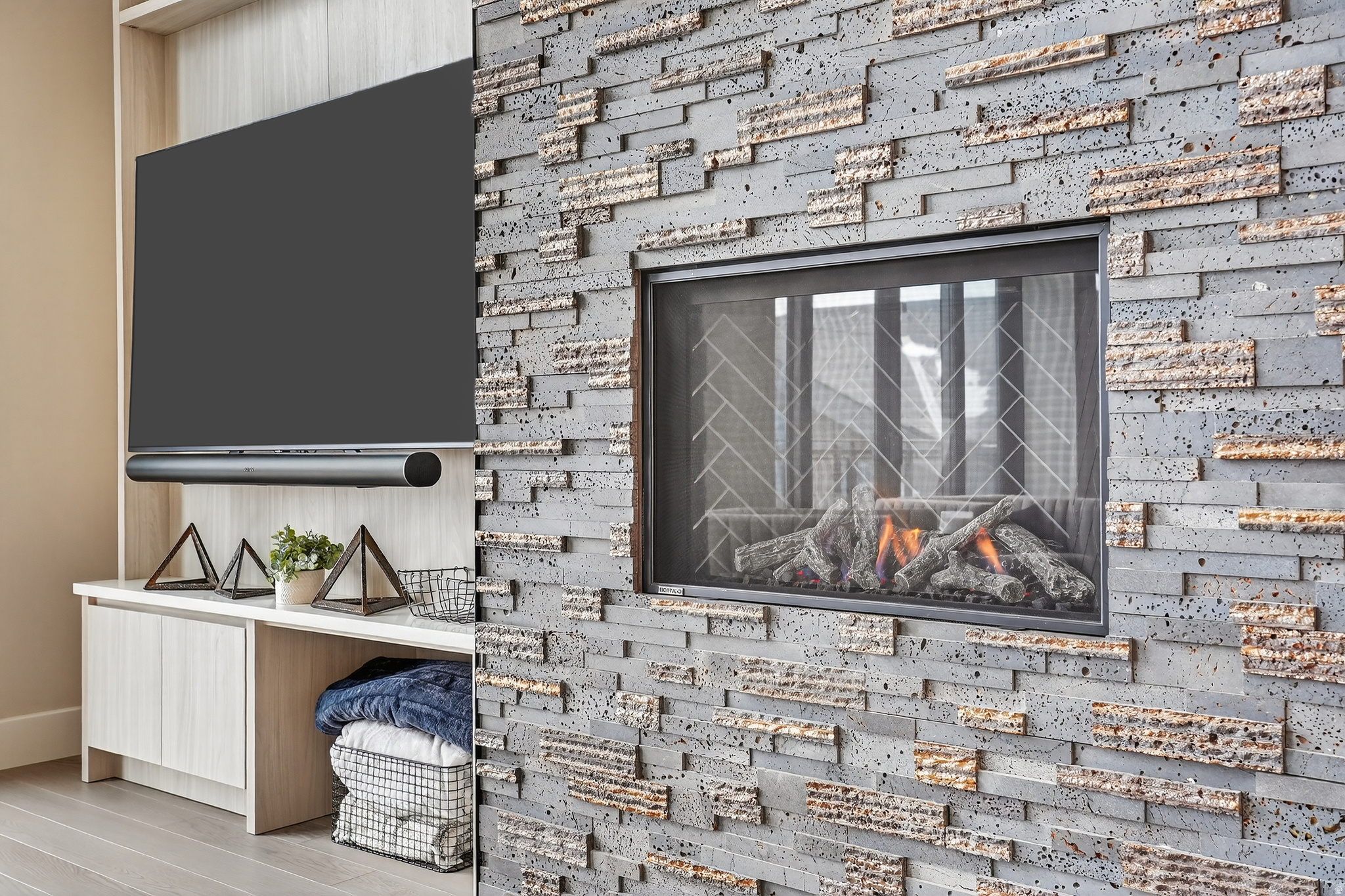 RESIDENCES AT THE GRAND HYATT - Residential