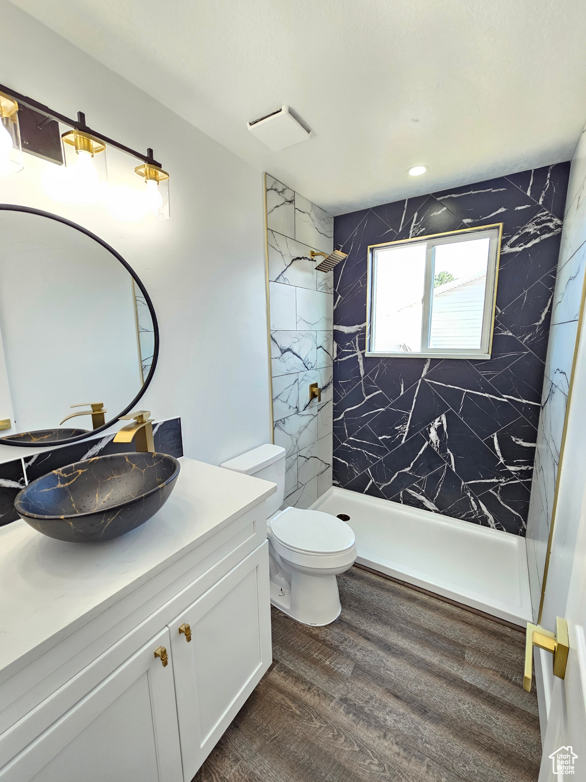 COUNTRY CREEK ESTATES #2 - Residential