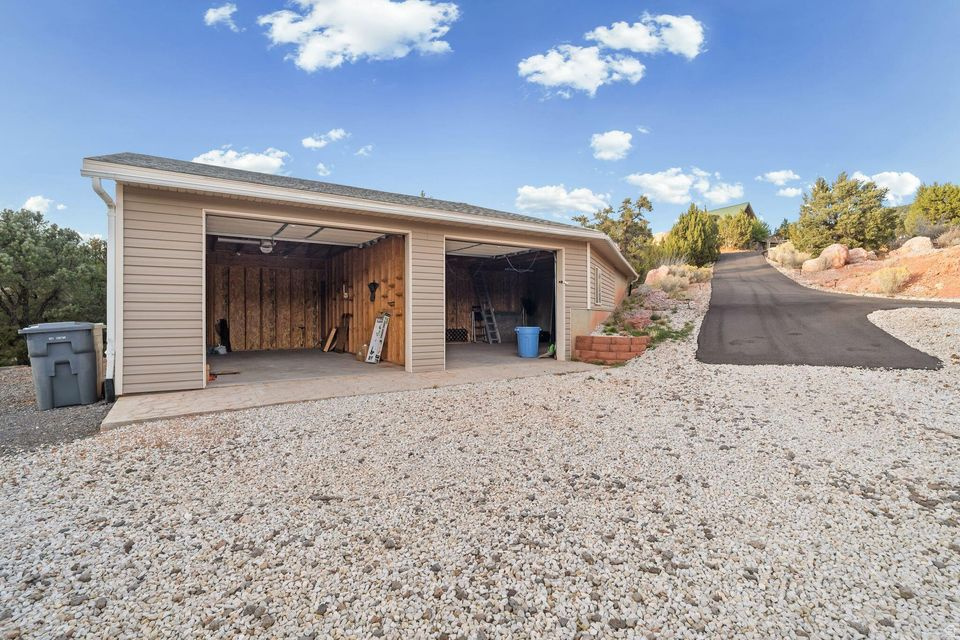 DIXIE DEER ESTATES - Residential