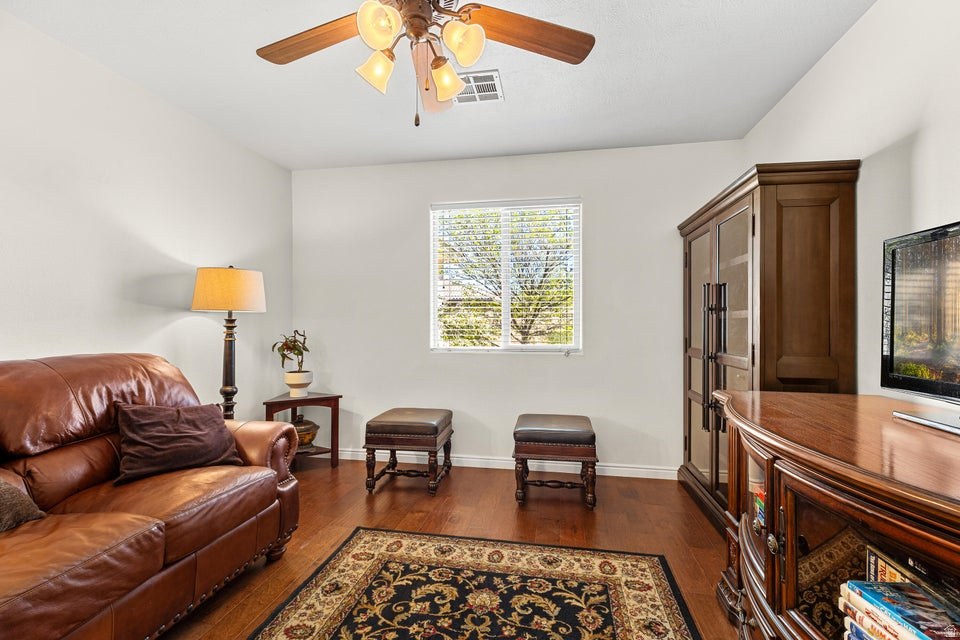 TERRACES AT SEVEN HILLS PH 1 - Residential