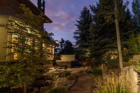 Tiny photo for 3532 N LAYTON RIDGE DR, Layton, UT 84040 (MLS # 2144952)