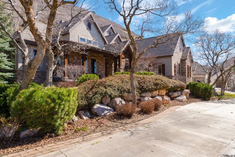 Tiny photo for 3532 N LAYTON RIDGE DR, Layton, UT 84040 (MLS # 2144952)