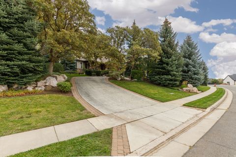 Tiny photo for 3532 N LAYTON RIDGE DR, Layton, UT 84040 (MLS # 2144952)