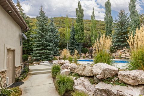 Tiny photo for 3532 N LAYTON RIDGE DR, Layton, UT 84040 (MLS # 2144952)