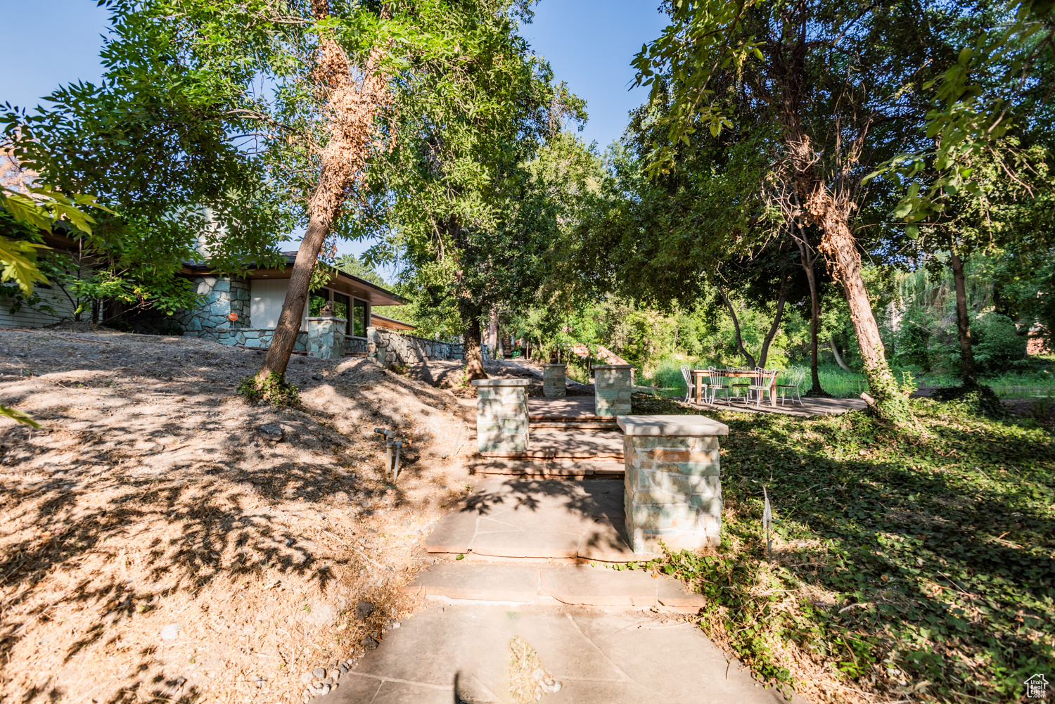 TAYLOR ESTATE - Residential