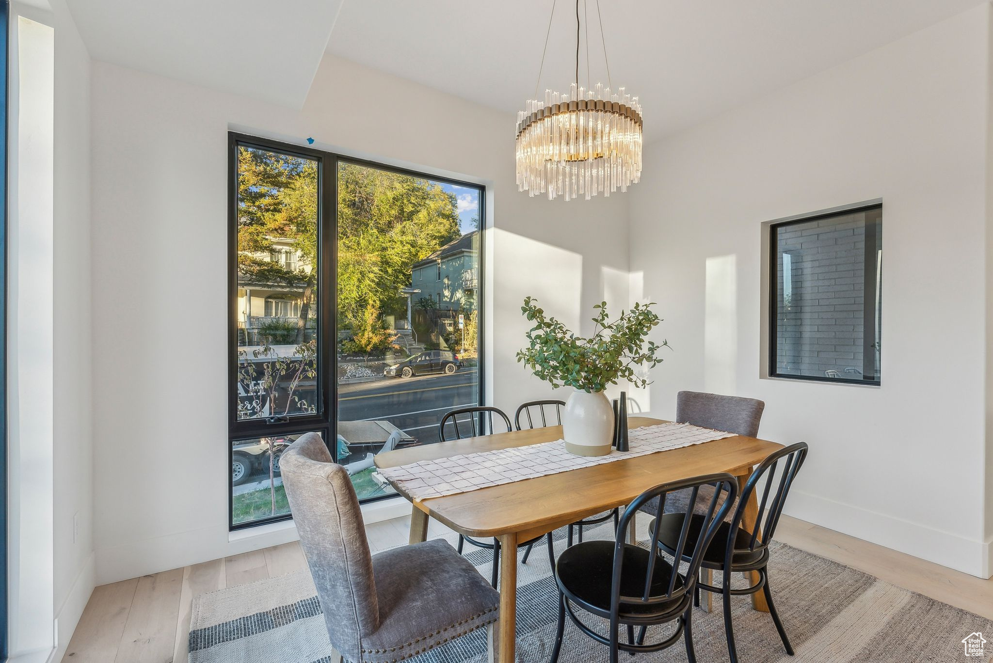 3RD AVENUE TOWNHOMES - Residential