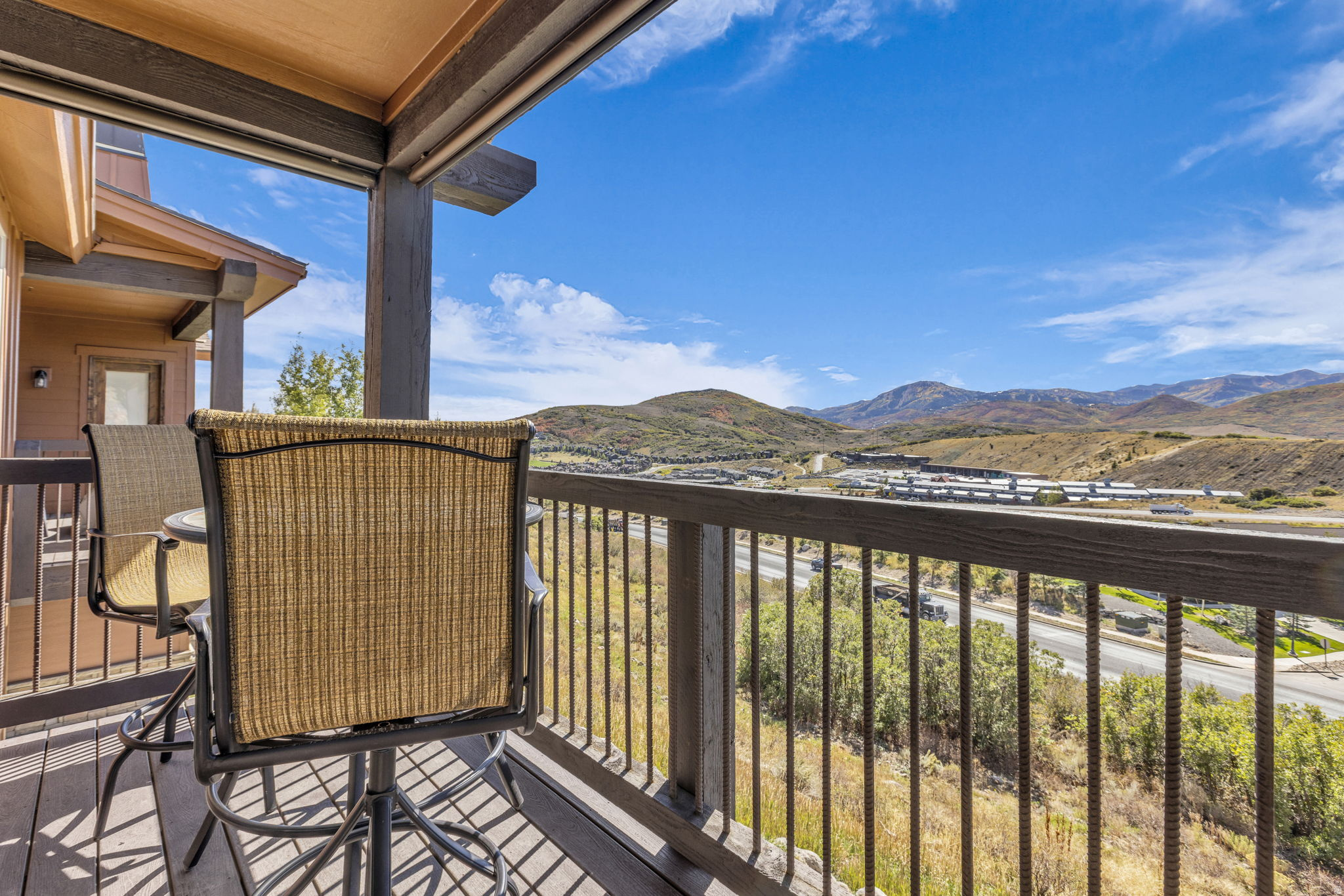 IROQUOIS - Residential