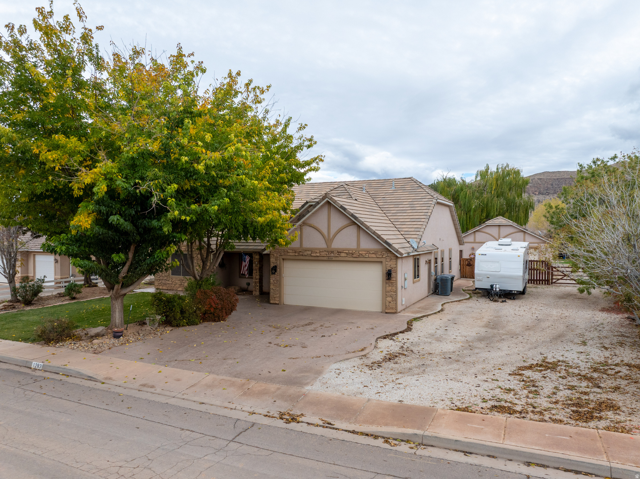 HURRICANE FIELD SUR BLK 6 - Residential