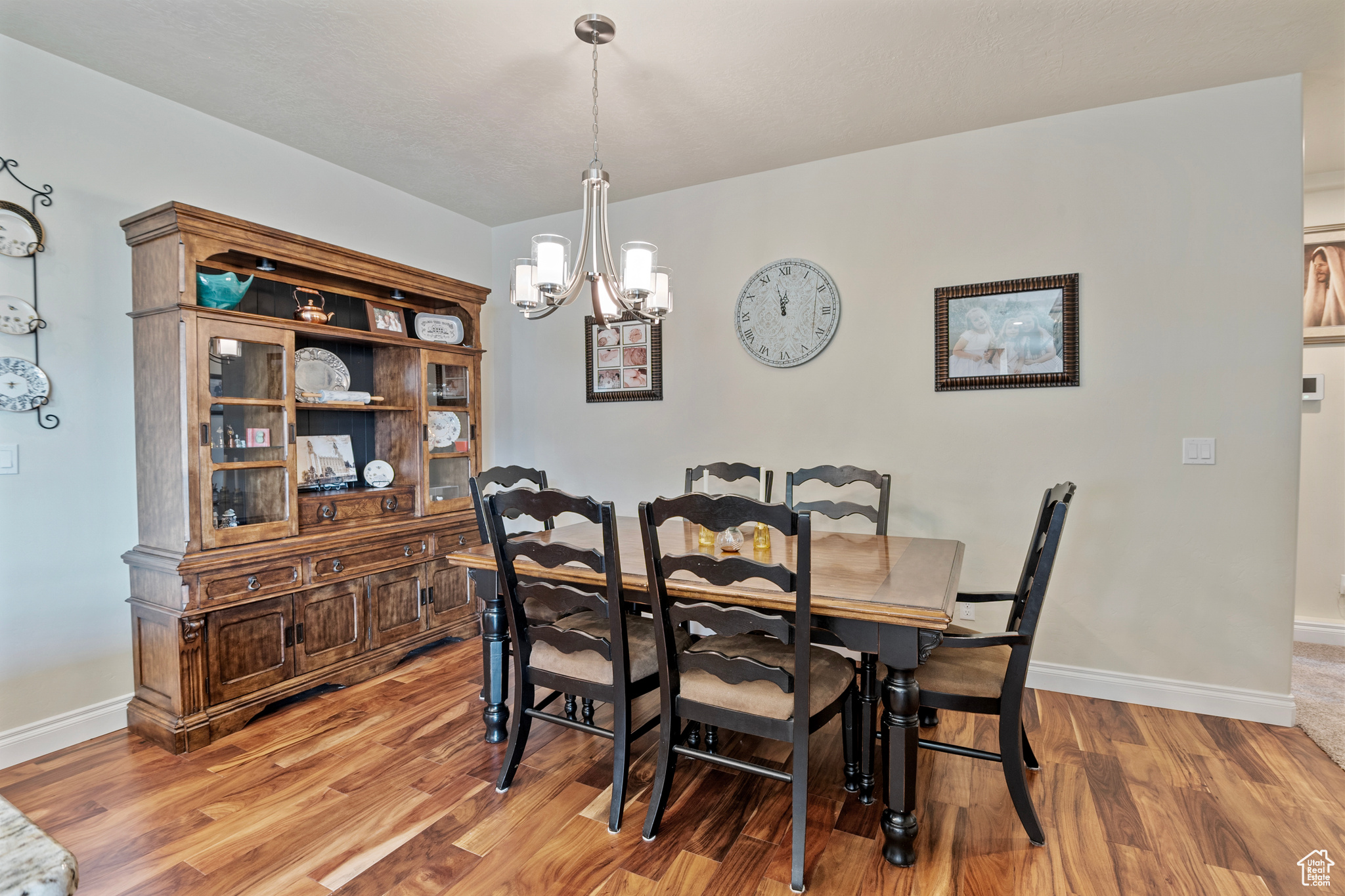 THREE FARM ESTATES - Residential