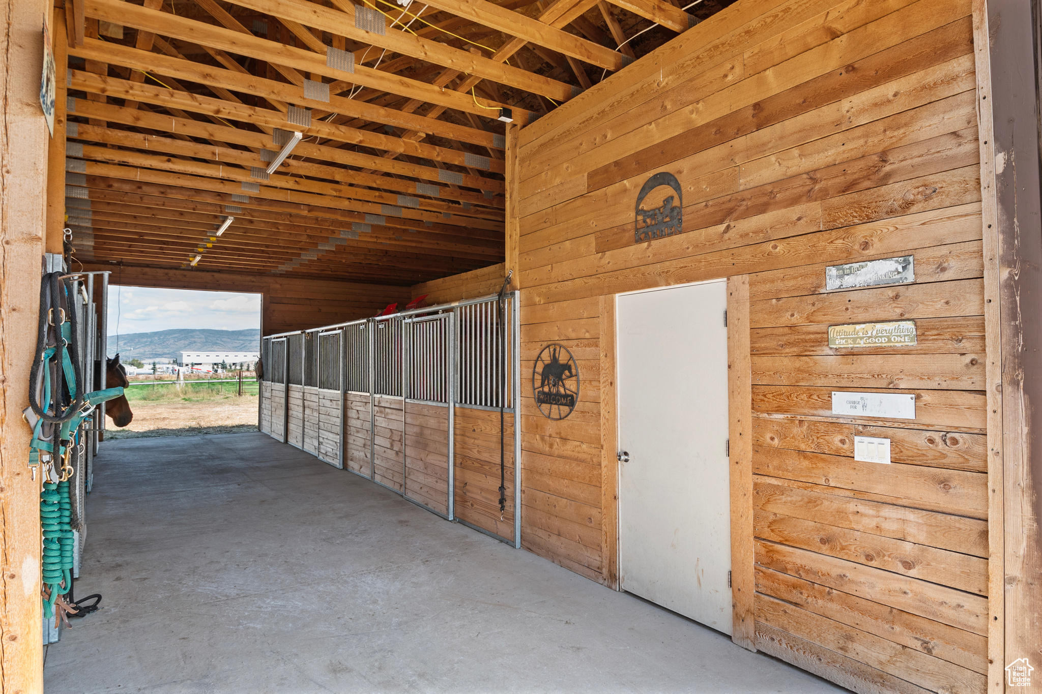 THREE FARM ESTATES - Residential