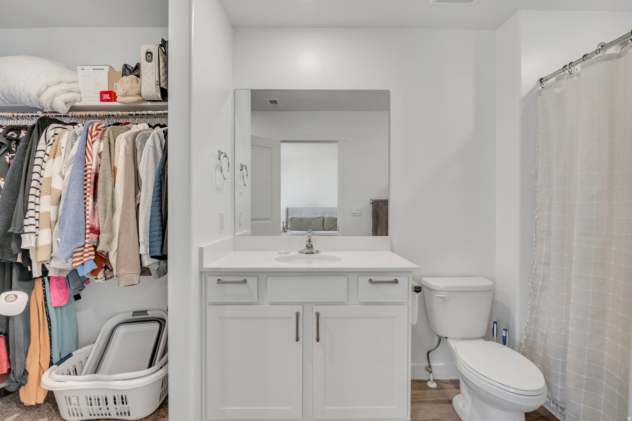 QUIET VALLEY - Residential