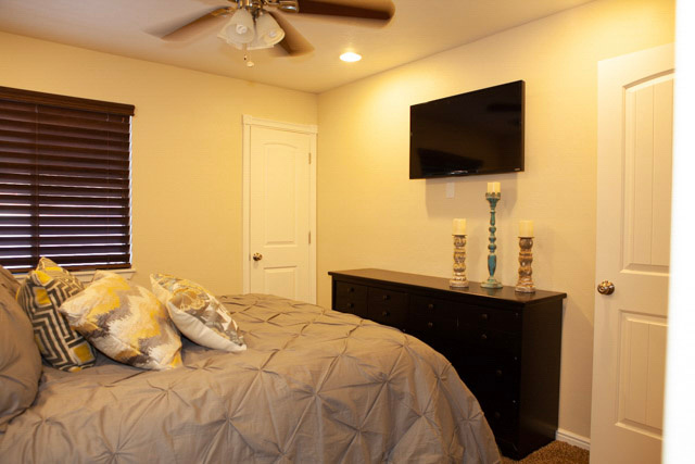 GIANT STEPS CONDOMINIUMS - Residential