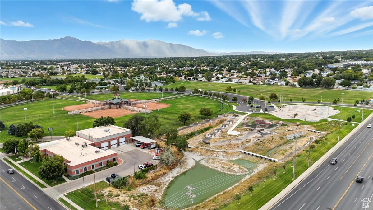 HEATHER ON PARKWAY - Residential