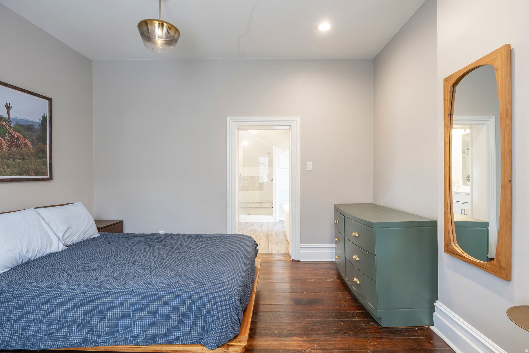 CAPITOL HILL - Residential