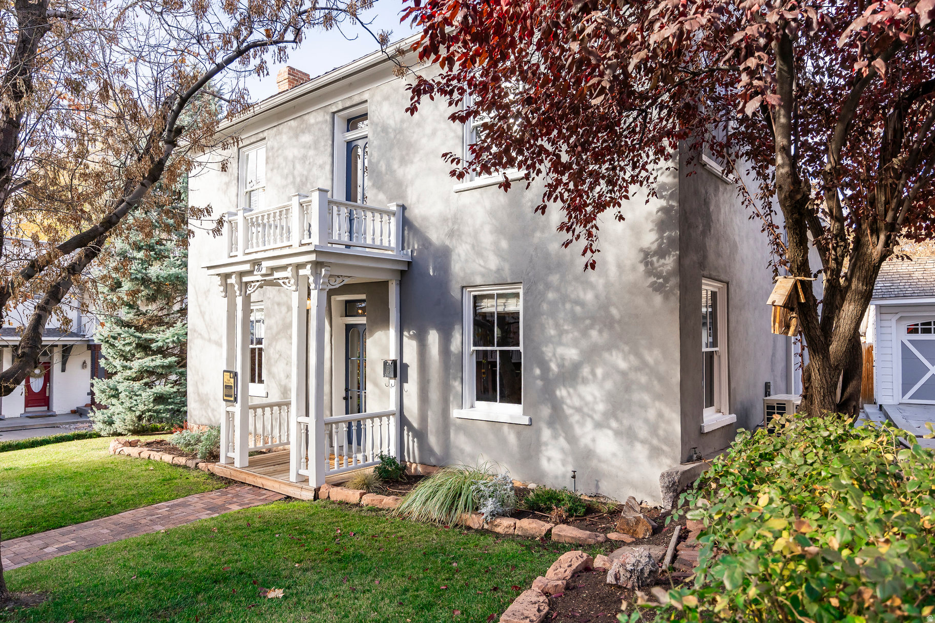 CAPITOL HILL - Residential