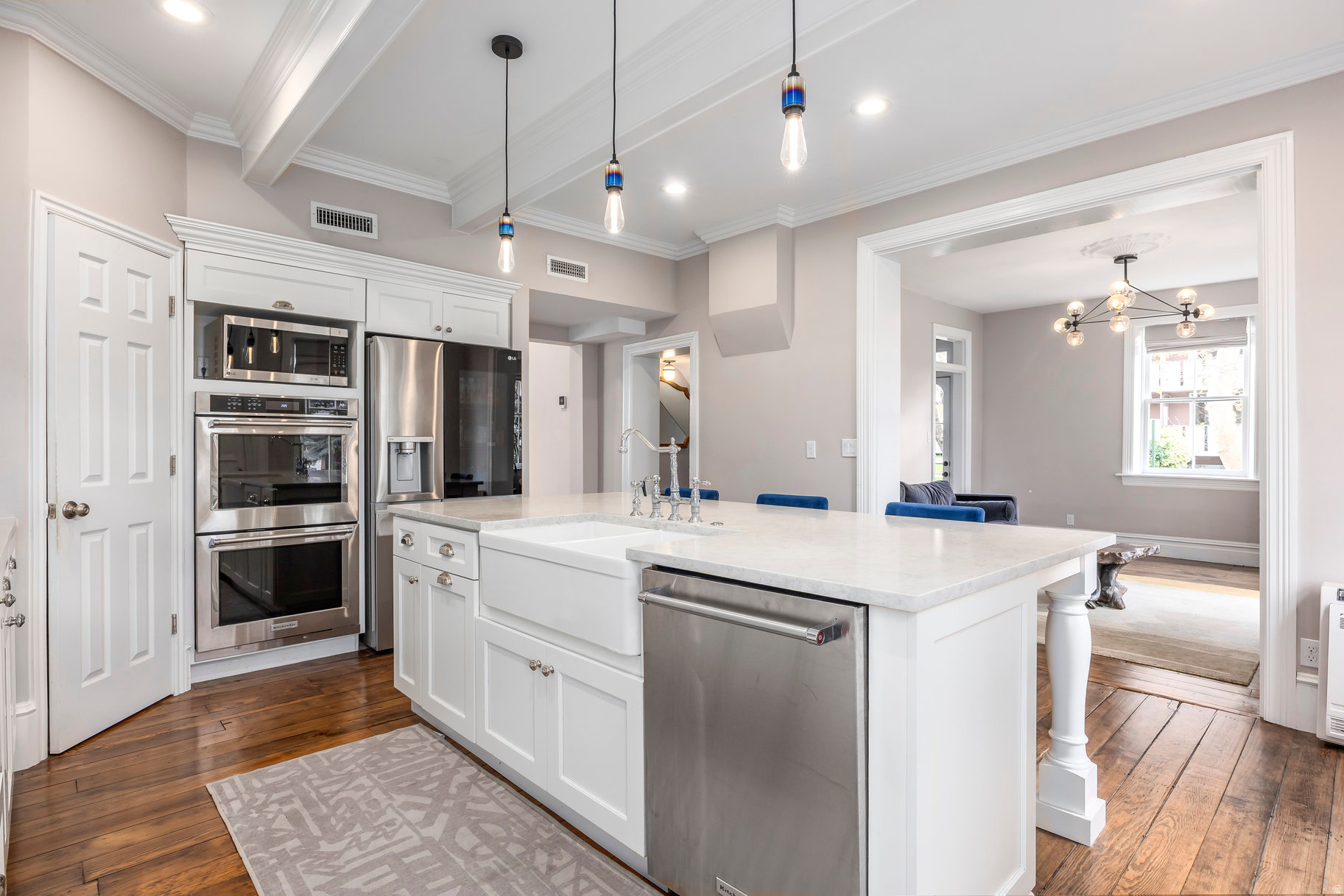 CAPITOL HILL - Residential