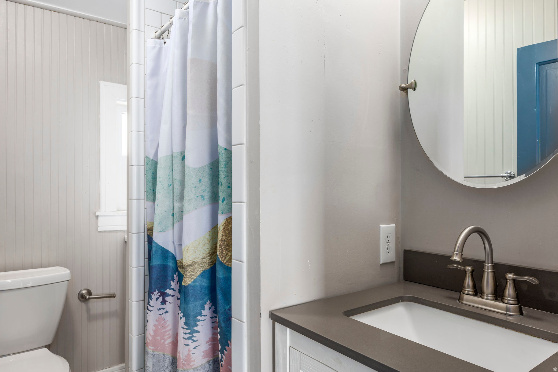 CAPITOL HILL - Residential