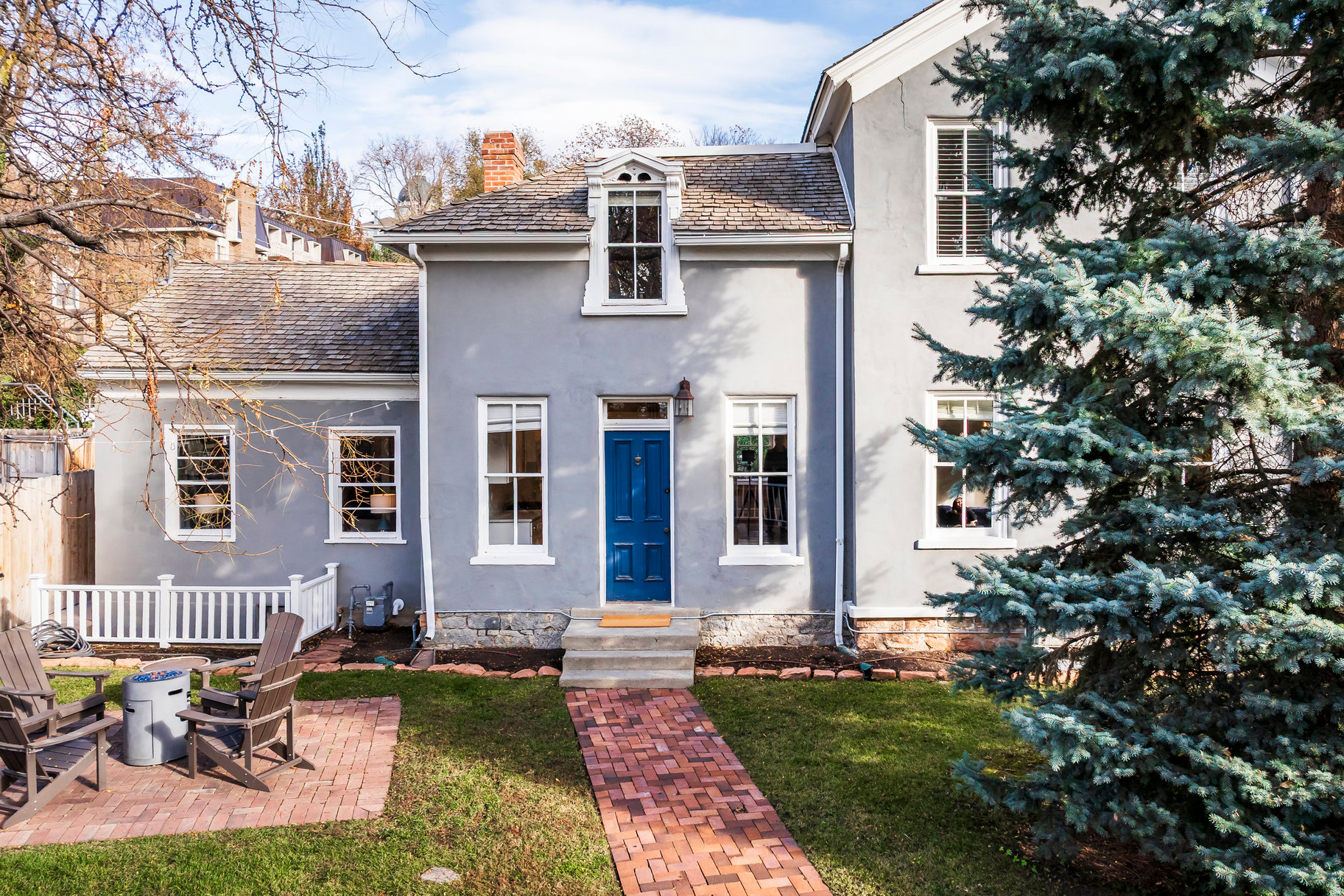 CAPITOL HILL - Residential