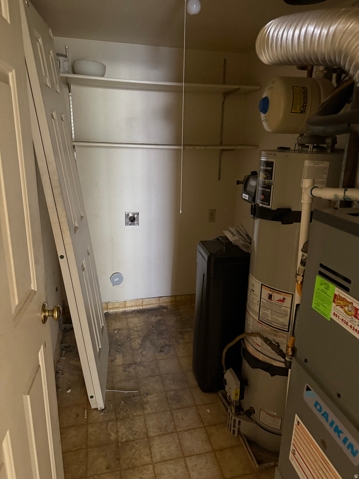 CARRIAGE CROSSING - Residential