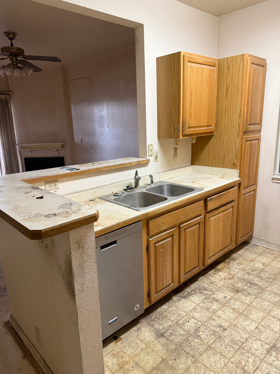 CARRIAGE CROSSING - Residential