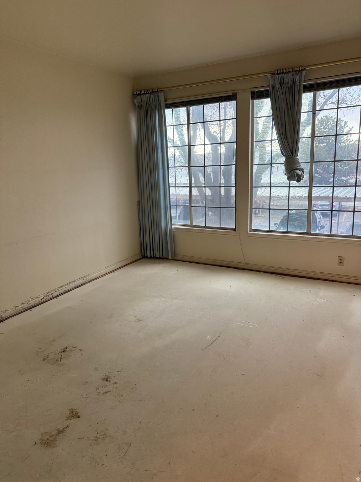 CARRIAGE CROSSING - Residential