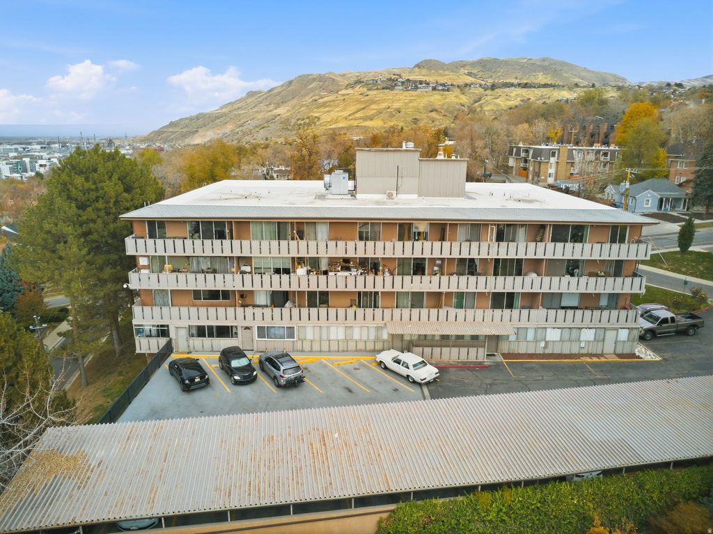 Photo of 87 W 300 N #302, Salt Lake City, UT 84103 (MLS # 2123716)