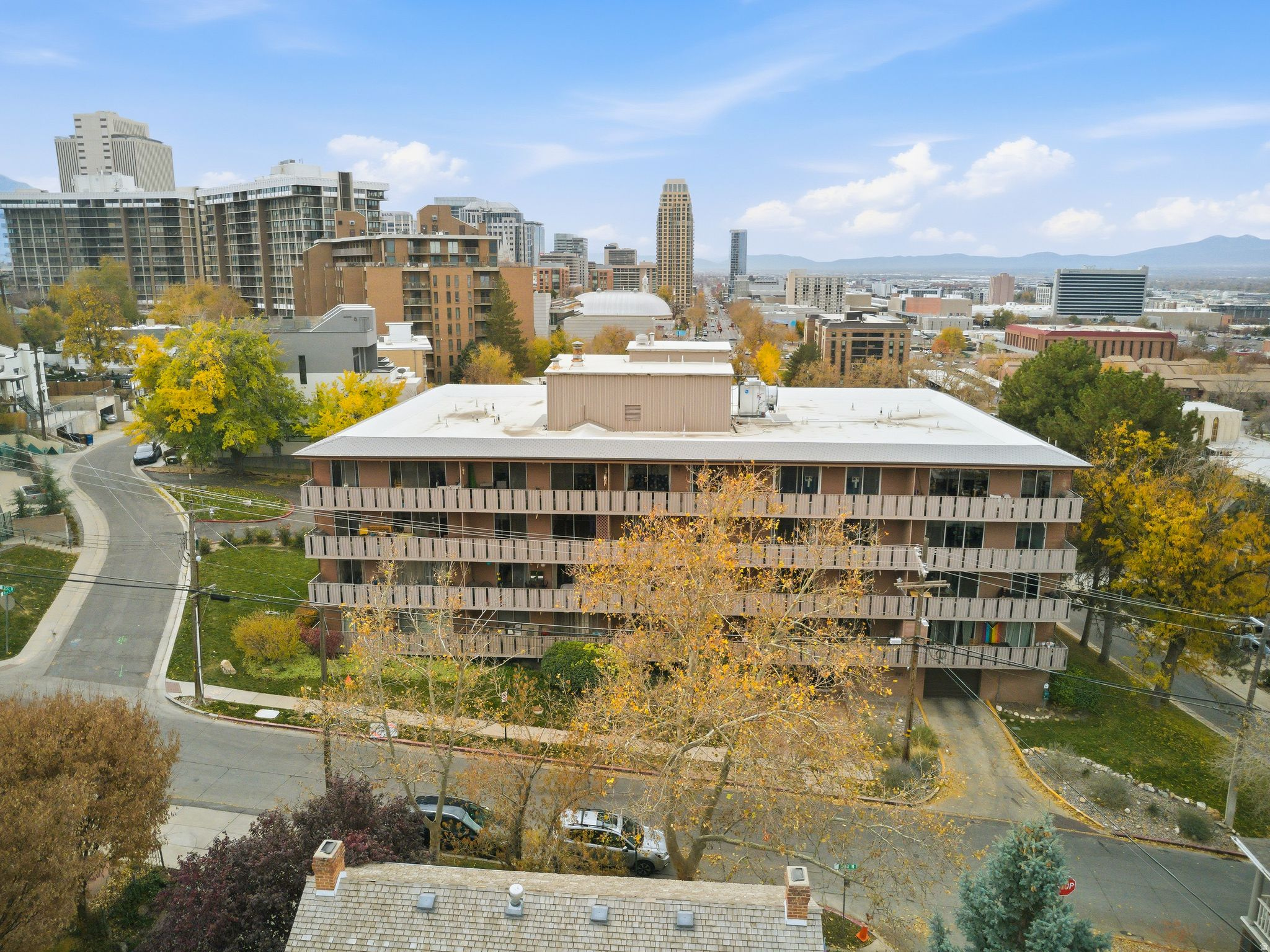 CAPITOL HILL - Residential