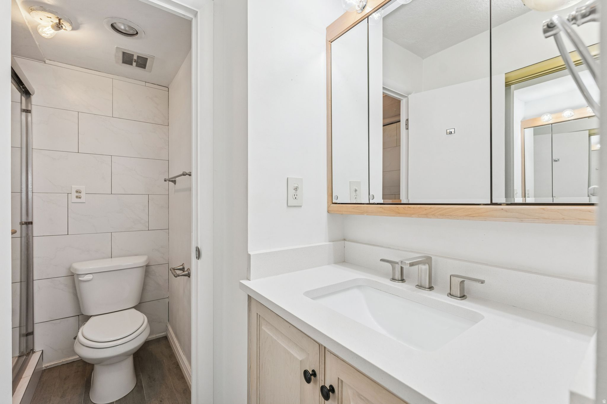 CAPITOL HILL - Residential