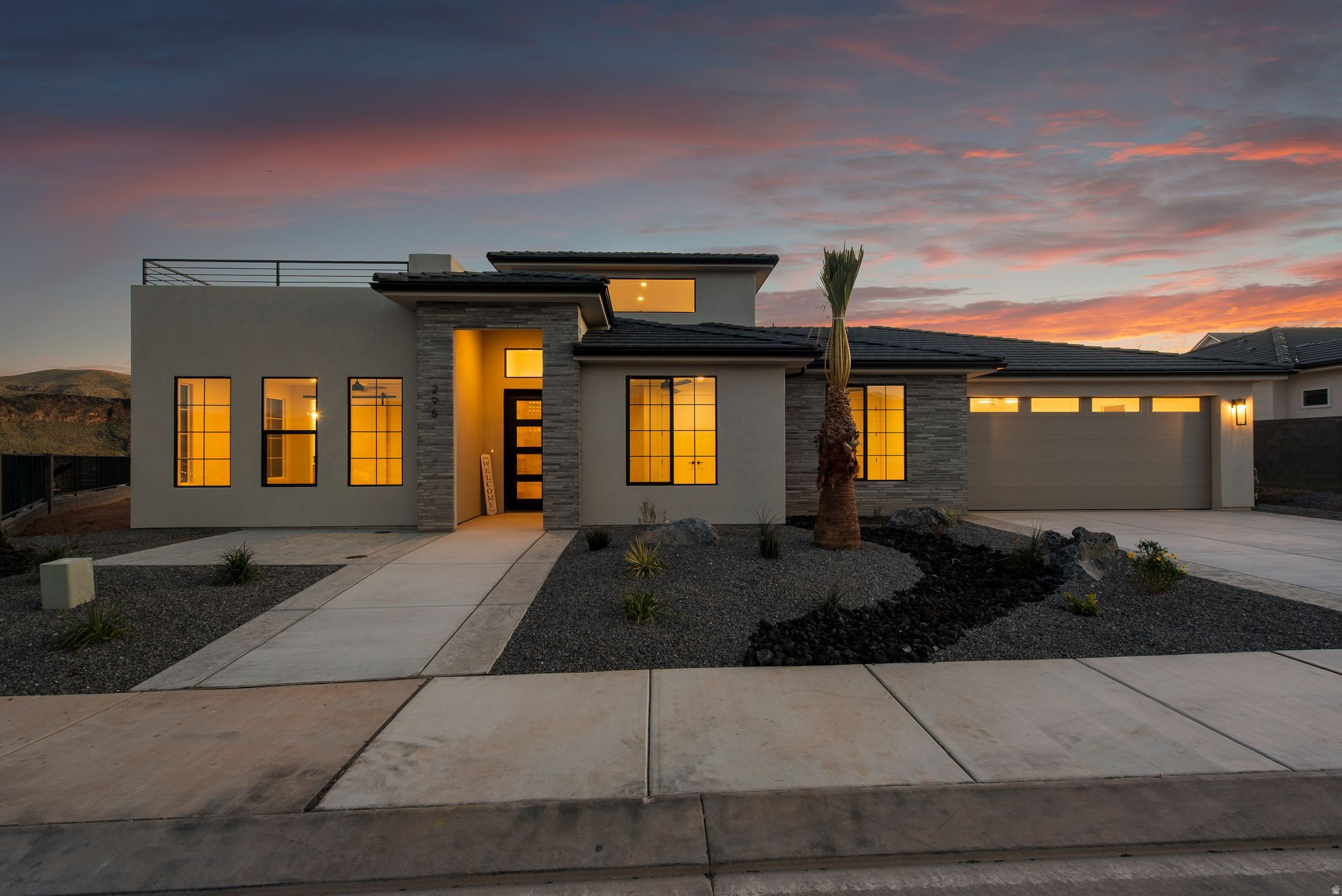 FALCON RIDGE - Residential