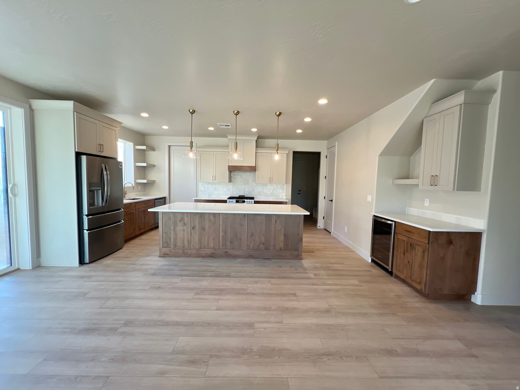 FALCON RIDGE - Residential