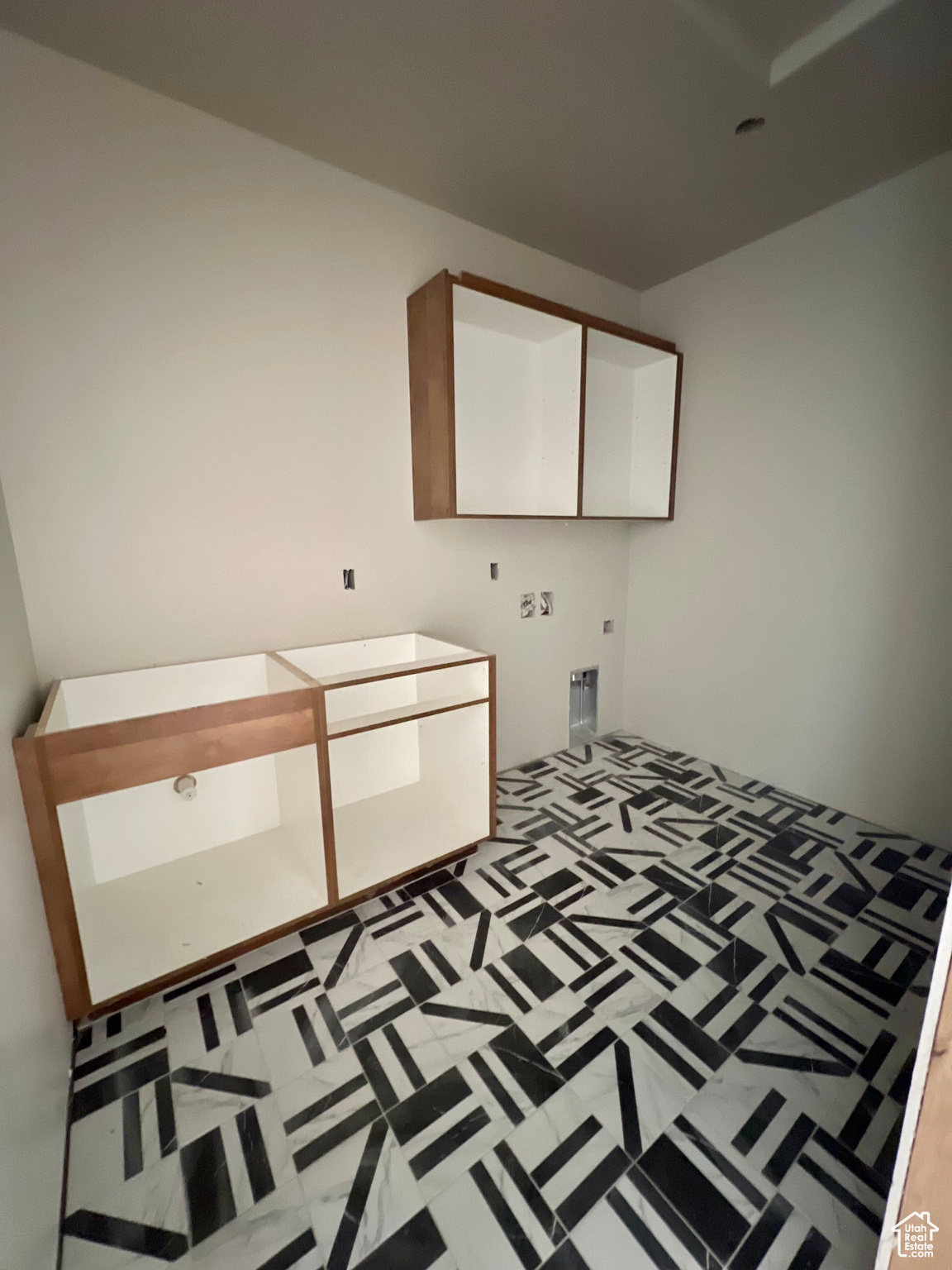 FALCON RIDGE - Residential