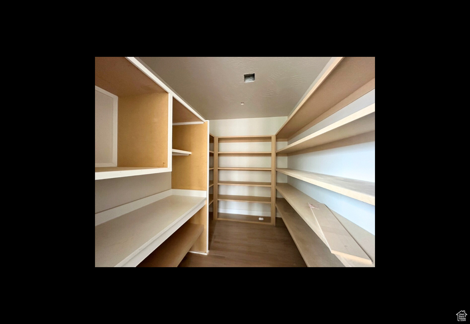 FALCON RIDGE - Residential