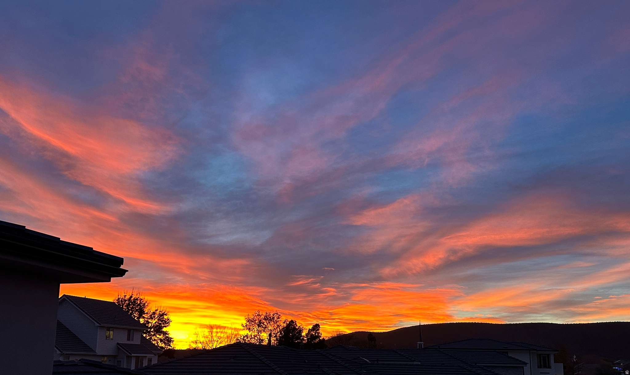 FALCON RIDGE - Residential