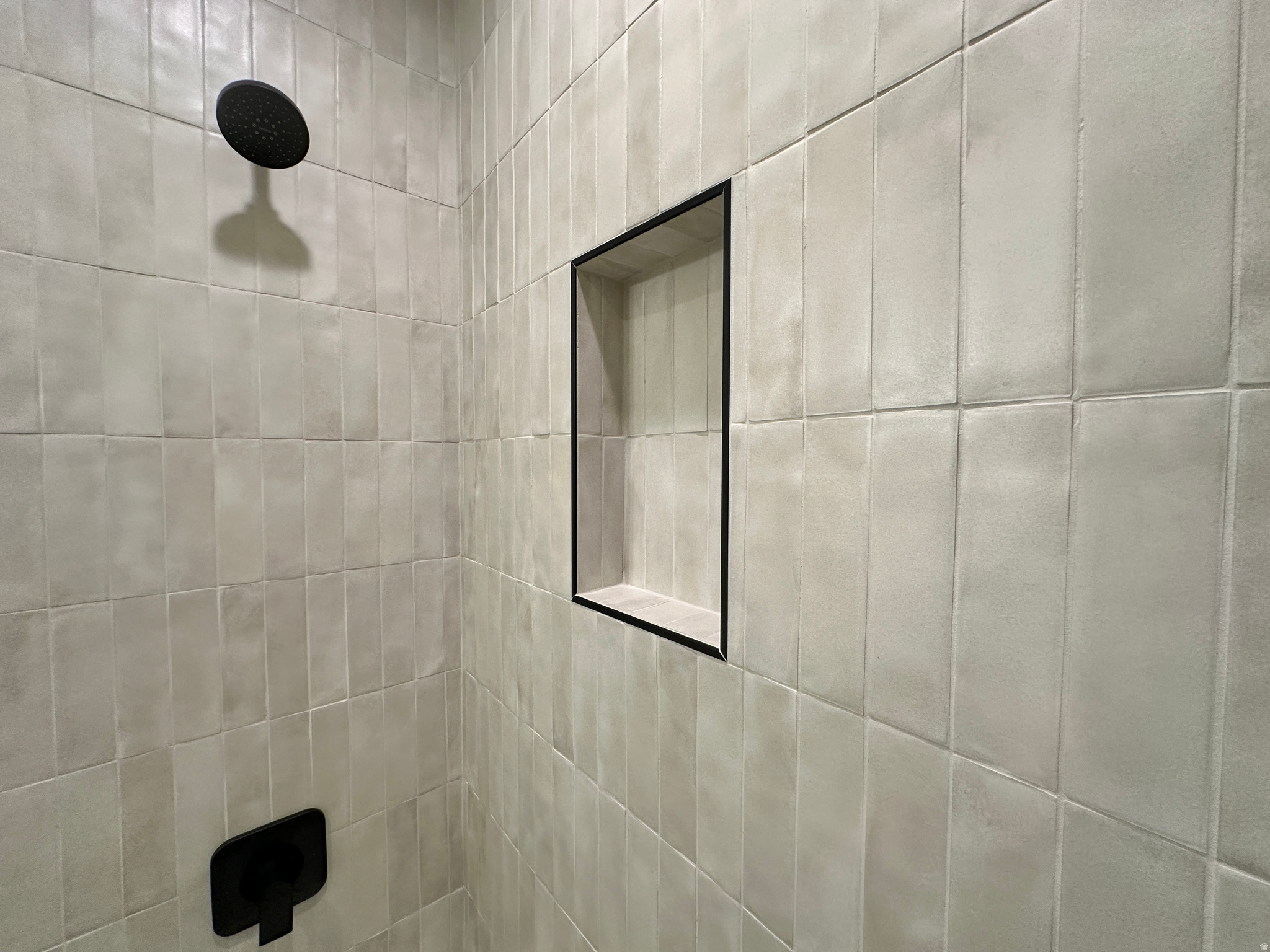 FALCON RIDGE - Residential