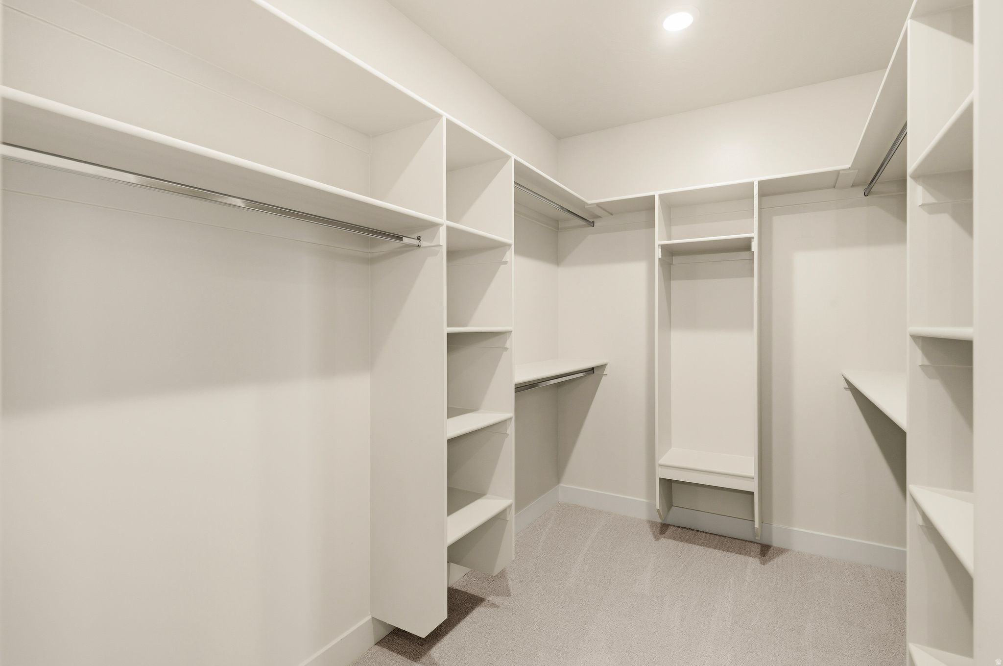 FALCON RIDGE - Residential