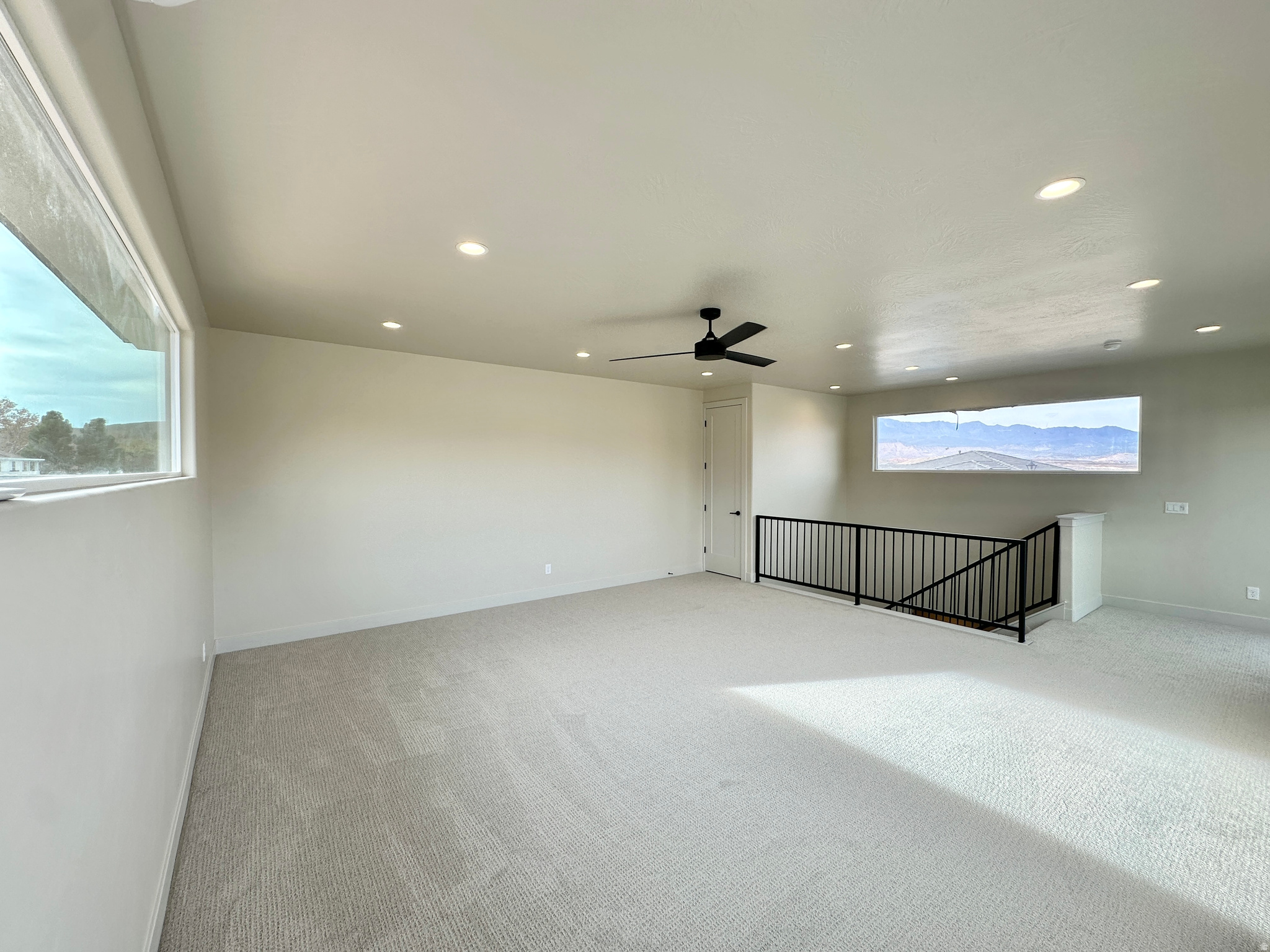 FALCON RIDGE - Residential