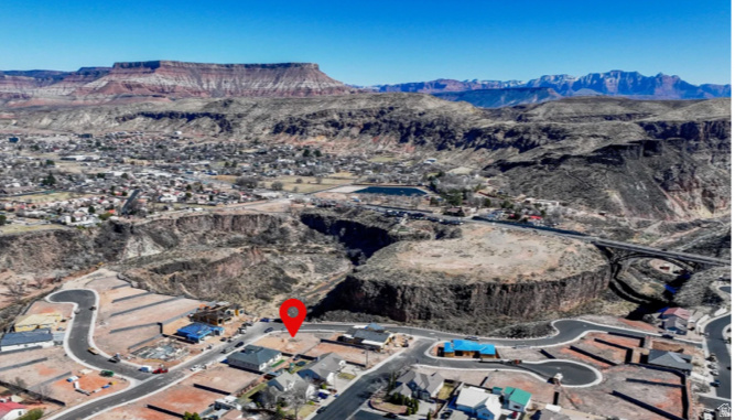 FALCON RIDGE - Residential