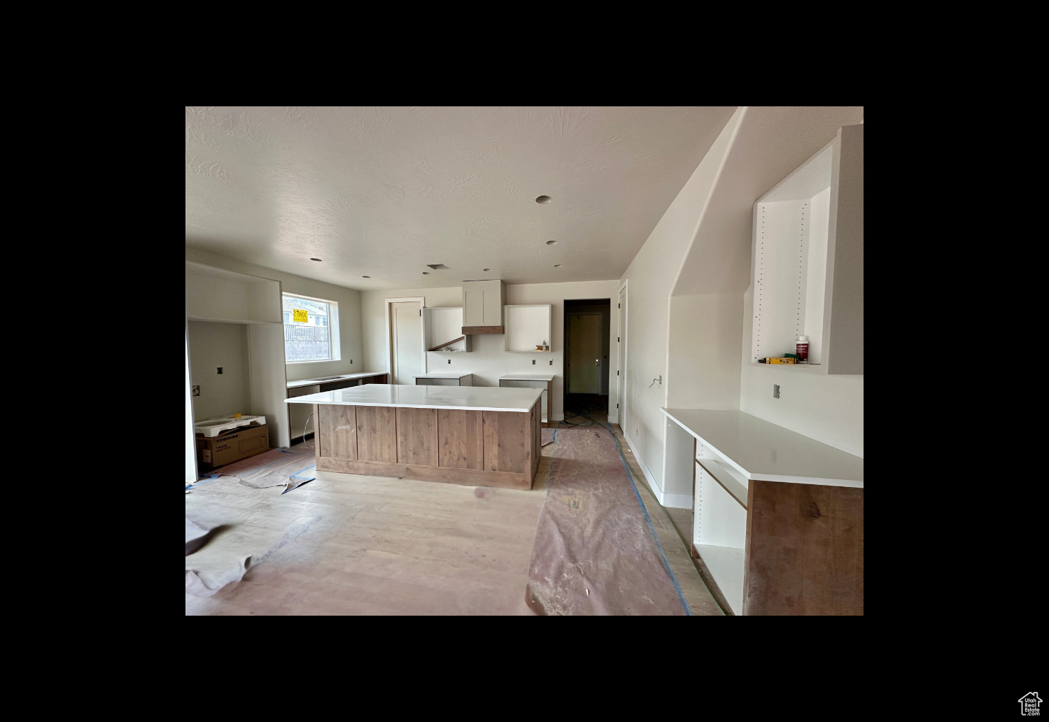 FALCON RIDGE - Residential