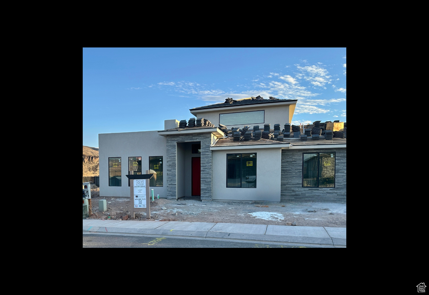 FALCON RIDGE - Residential