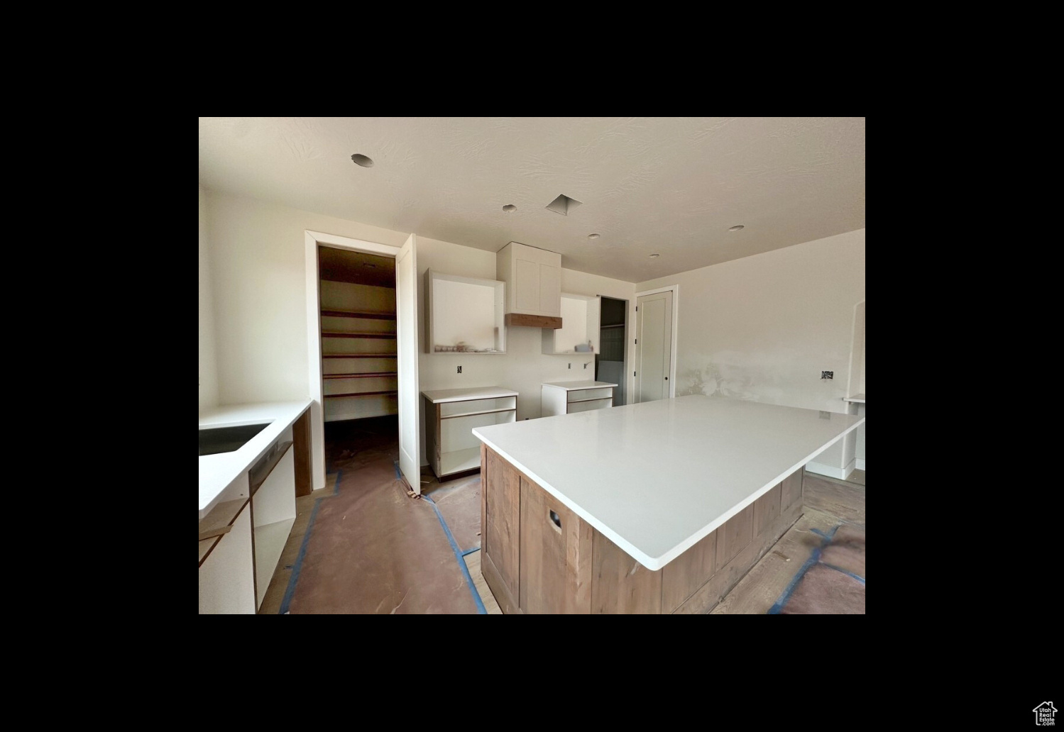 FALCON RIDGE - Residential