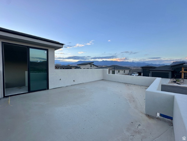 FALCON RIDGE - Residential