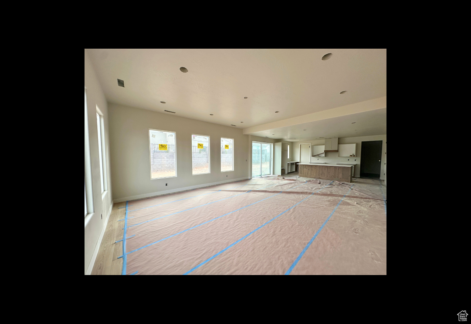 FALCON RIDGE - Residential