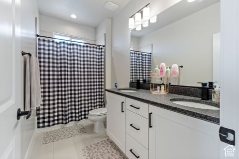 Tiny photo for 706 S TAYLOR CREEK DR, Washington, UT 84780 (MLS # 2189455)