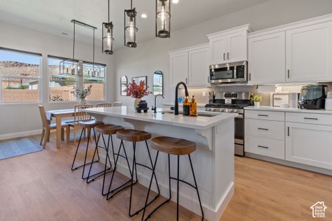 Tiny photo for 706 S TAYLOR CREEK DR, Washington, UT 84780 (MLS # 2189455)