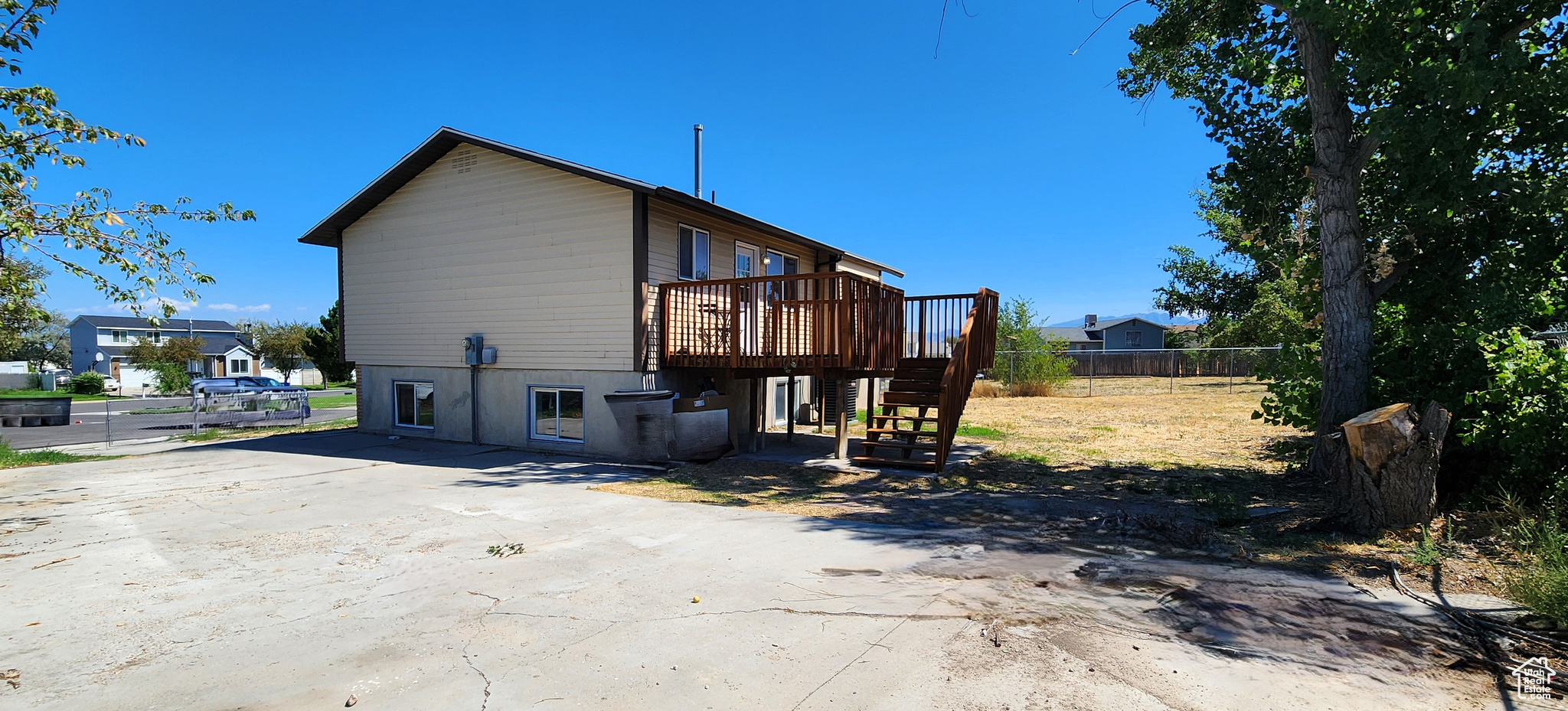 3698 Lasso Loop Cir, Magna, Utah image 4